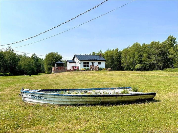 Photo de la propriété:  5090 Route 117  NB E9A 1R2 