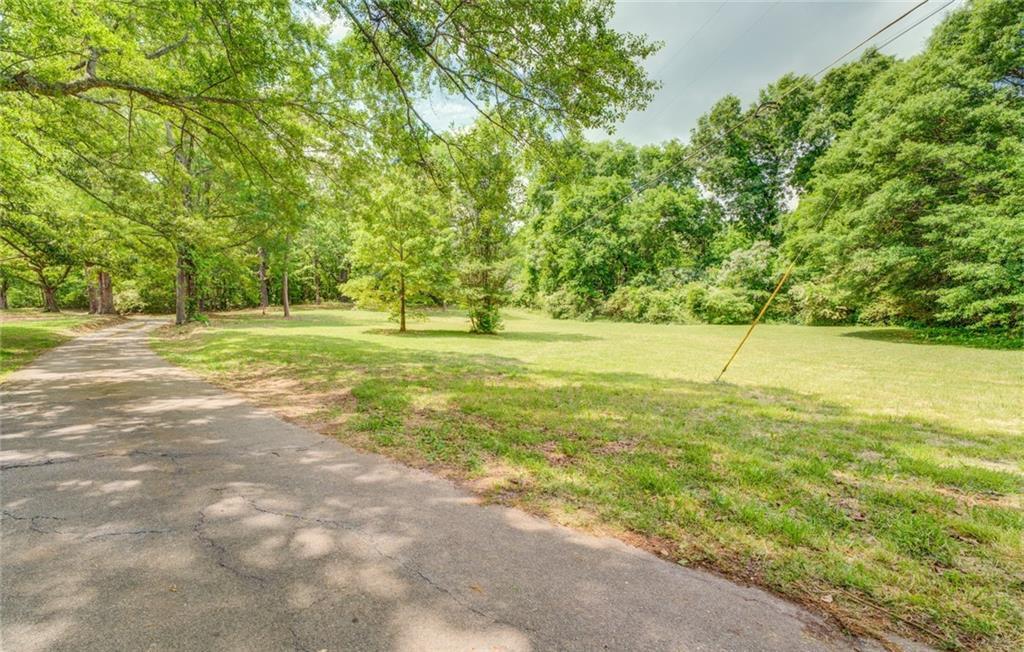 Property Photo: 451 Highway 162 GA 30016