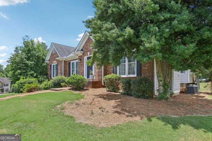 Property Photo: 3725 Morning Crest Way GA 30041