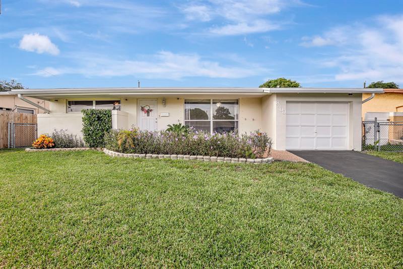 Property Photo: 8400 NW 25th St FL 33322