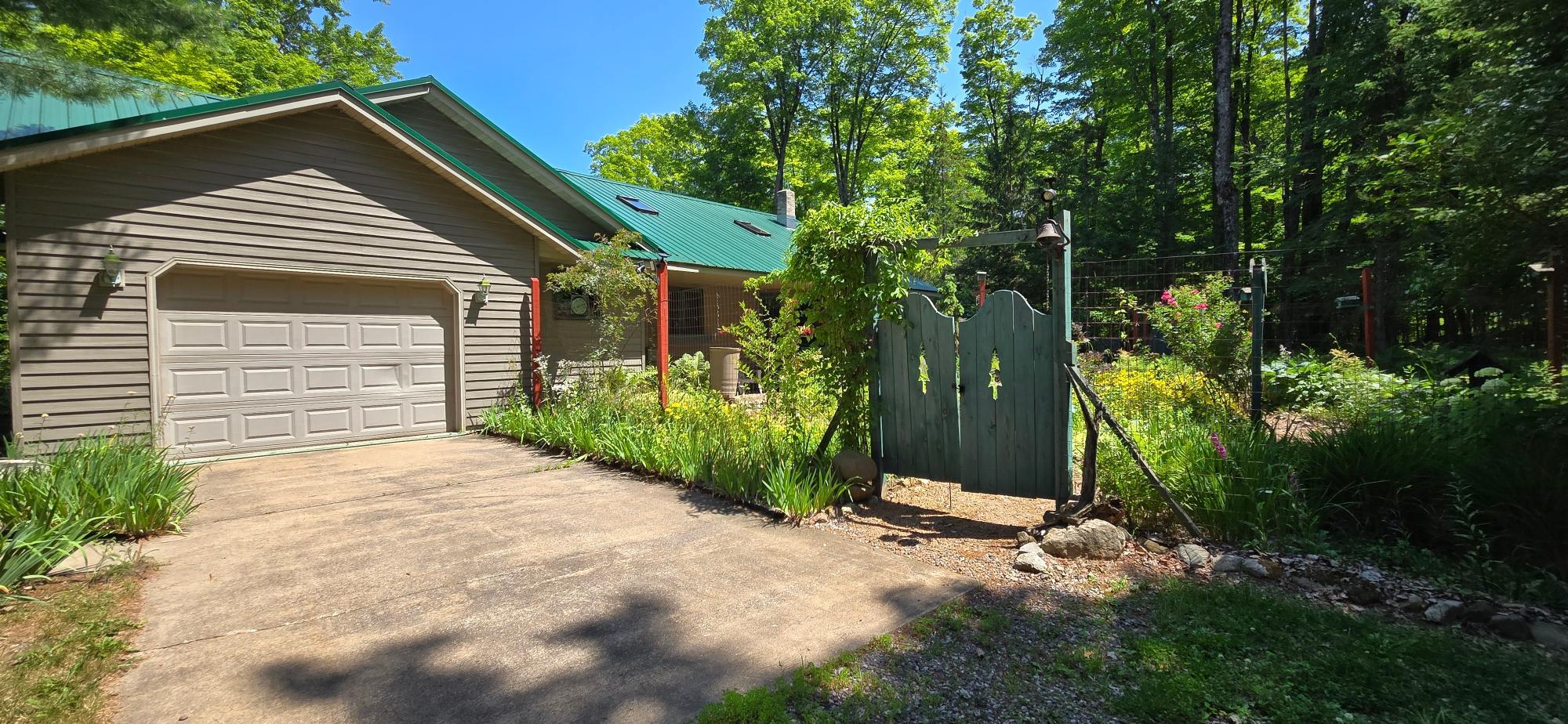 Property Photo: 11072 Annabelle Shores Rd WI 54557