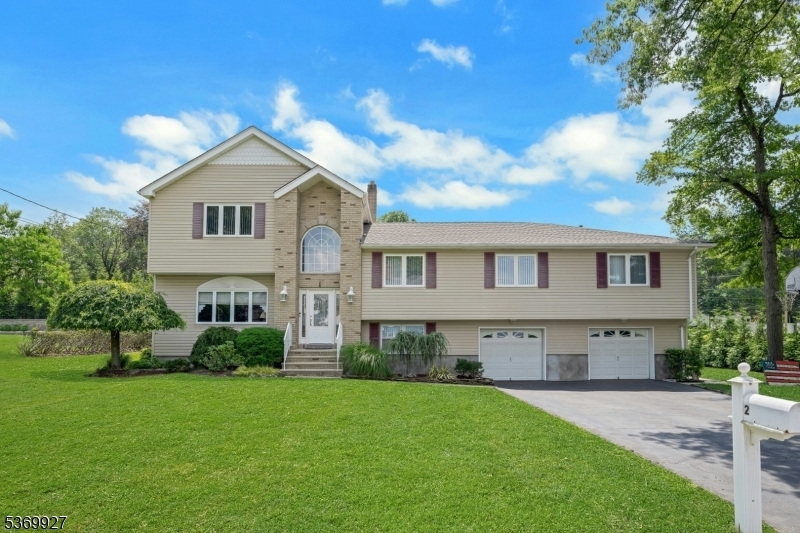 Property Photo:  4 Fleetwood Ave  NJ 07004 