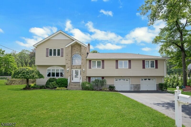 Property Photo:  4 Fleetwood Ave (Mailbox 2  NJ 07004 