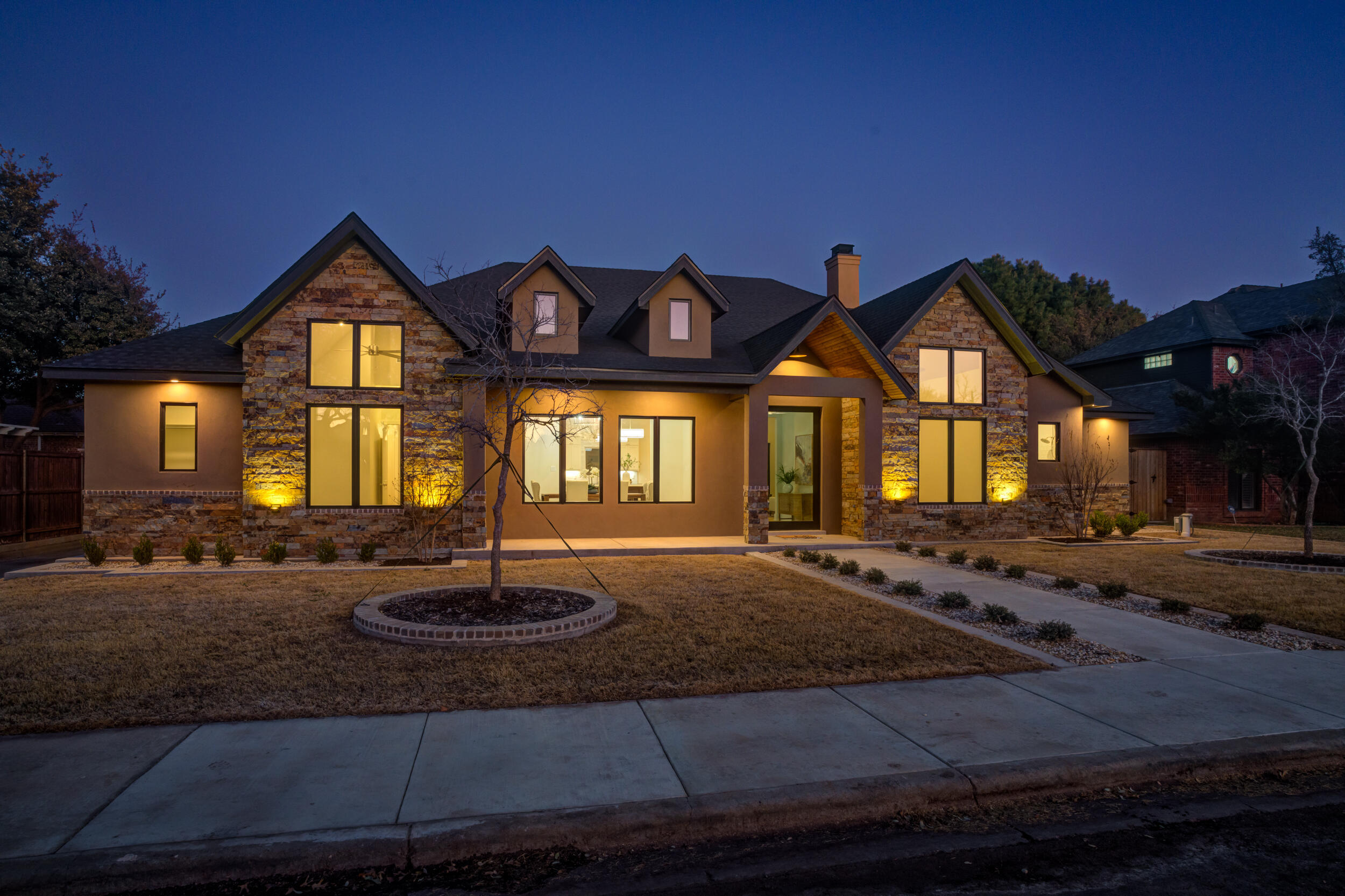 Property Photo: 8209 Richmond Avenue TX 79424
