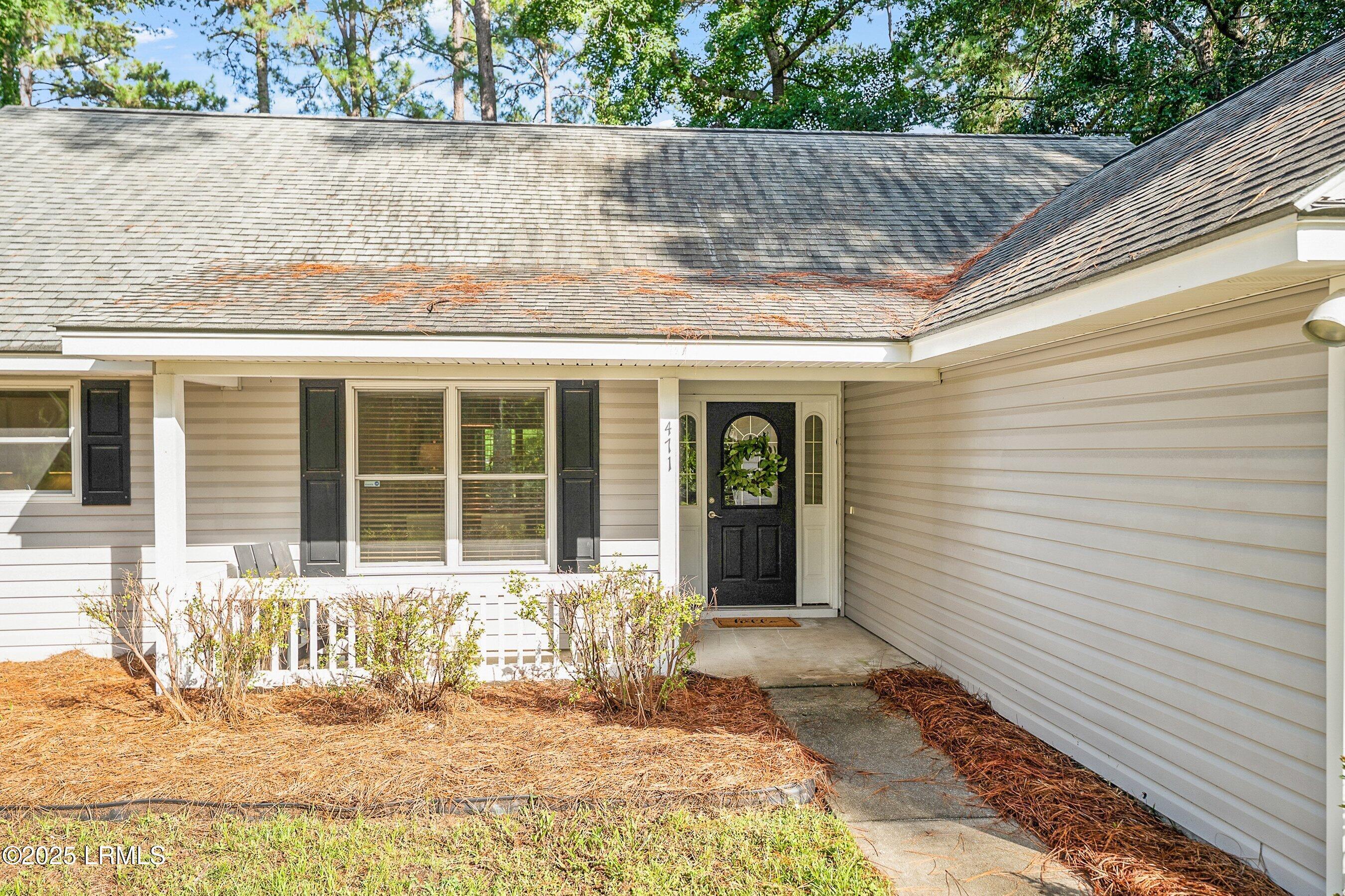 471 Sams Point Road  Beaufort SC 29907 photo