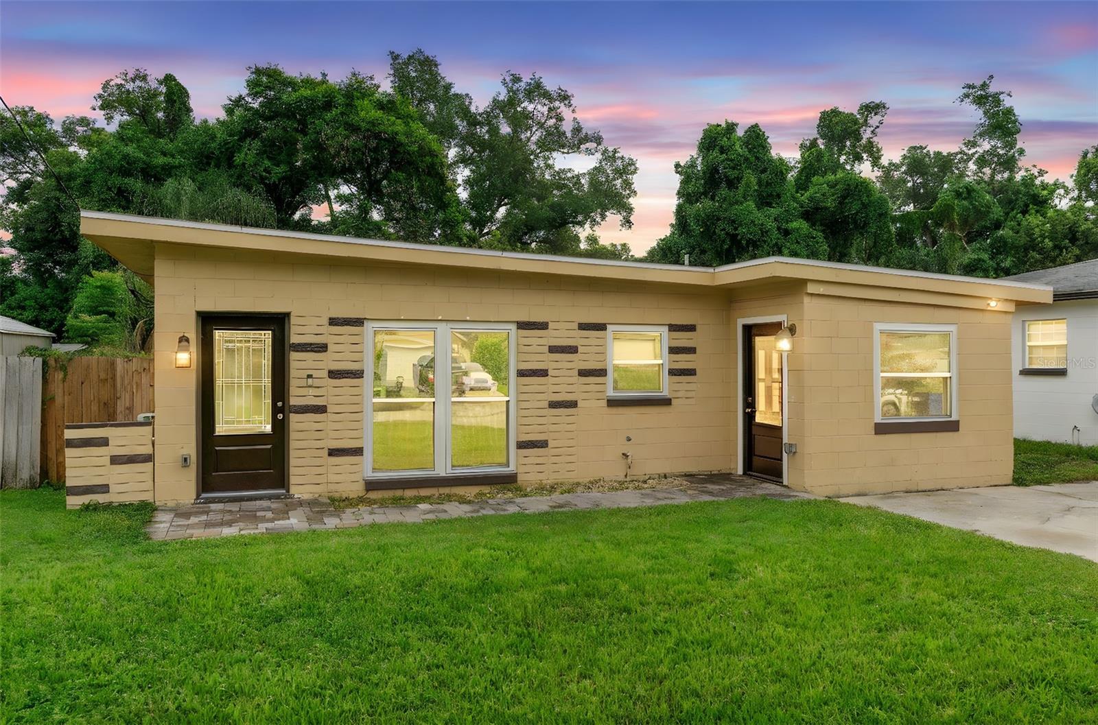 Property Photo: 1909 White Avenue FL 32806