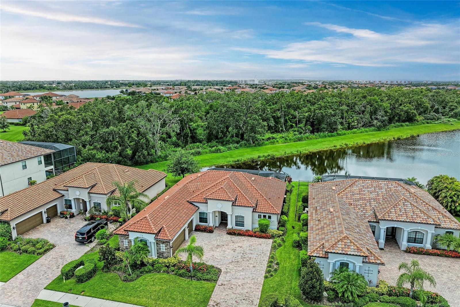 Property Photo:  13819 Swiftwater Way  FL 34211 