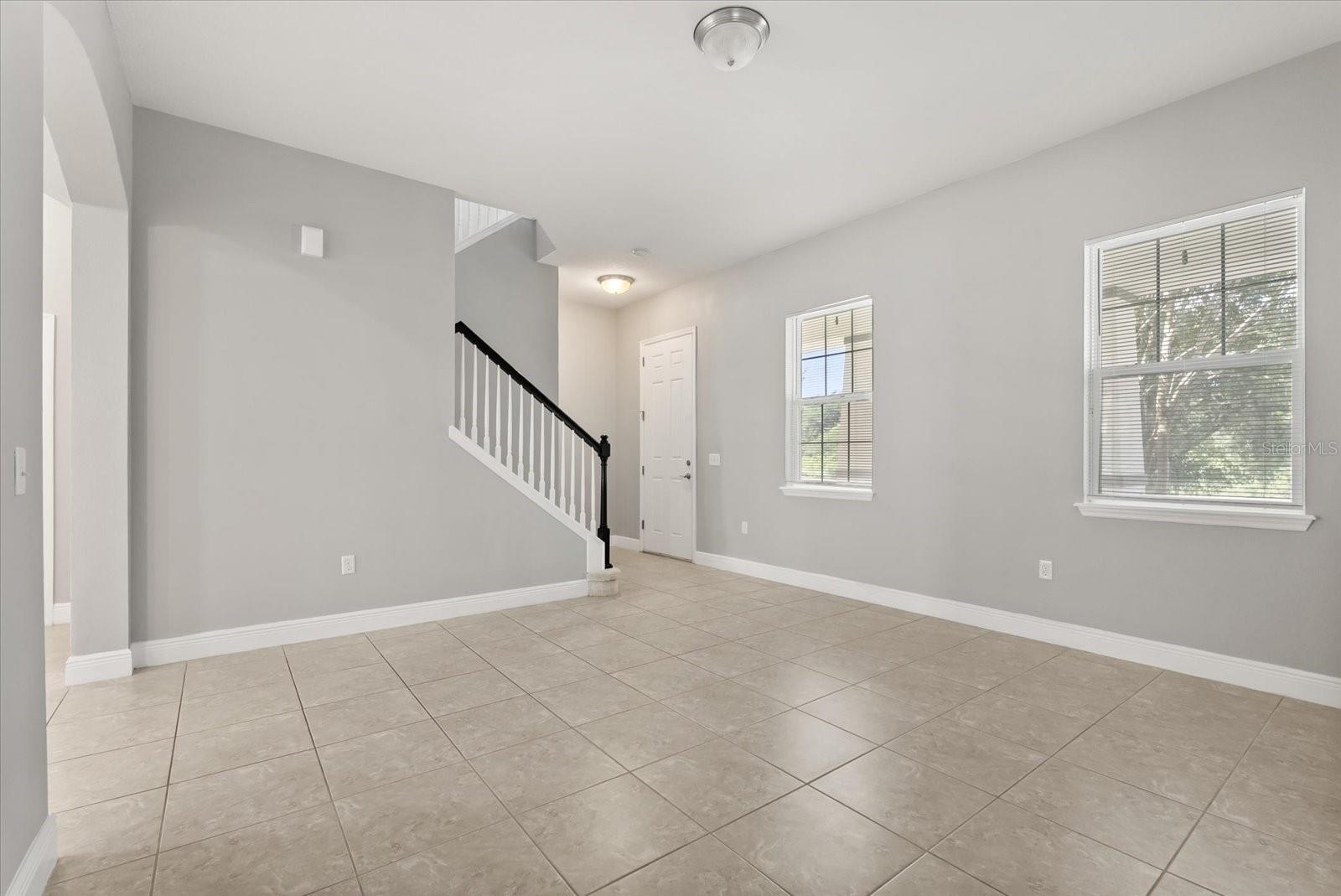 Property Photo: 8575 Lookout Pointe Drive FL 34786