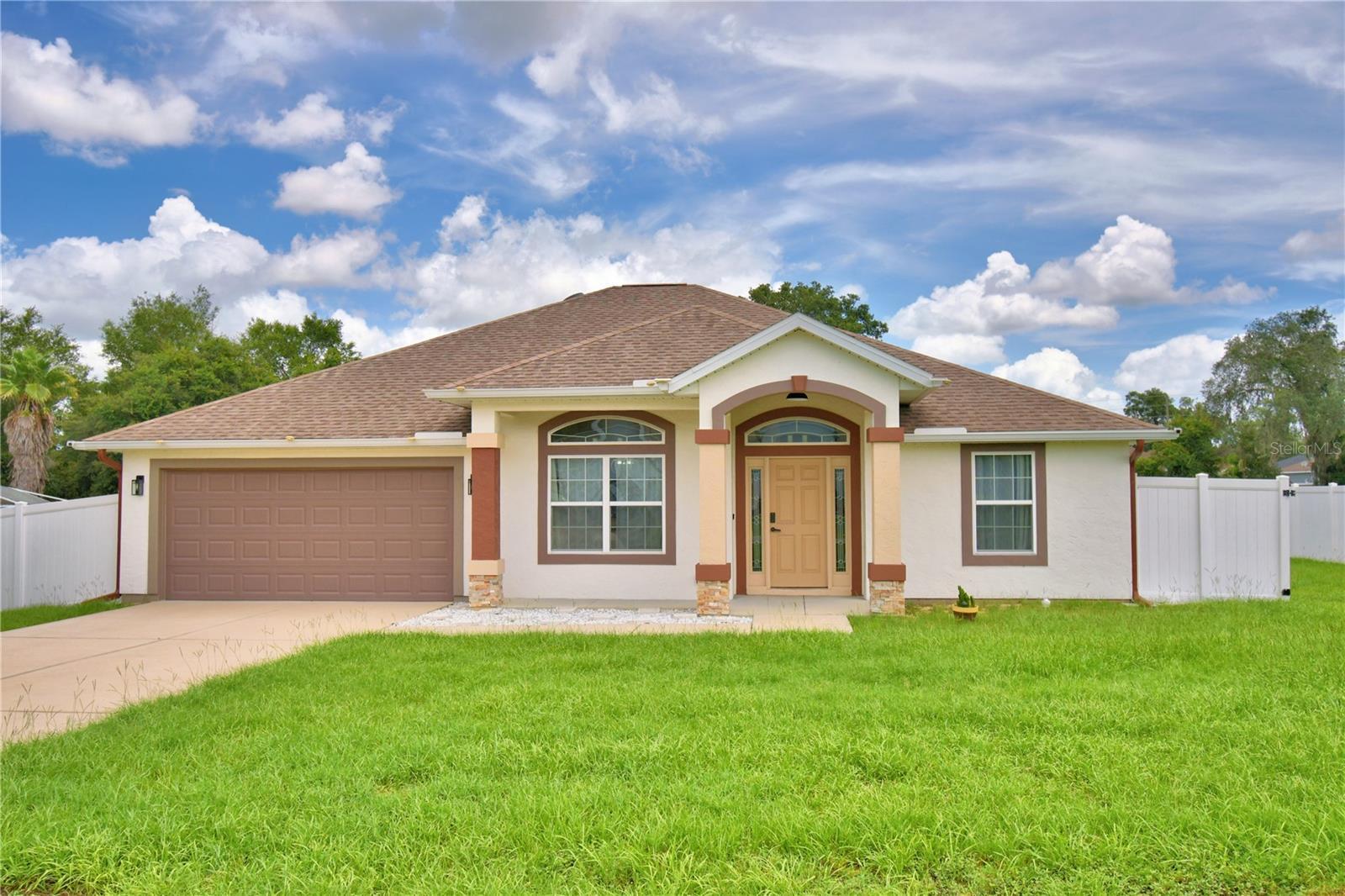 Property Photo:  3875 SW 102nd Lane Road  FL 34476 