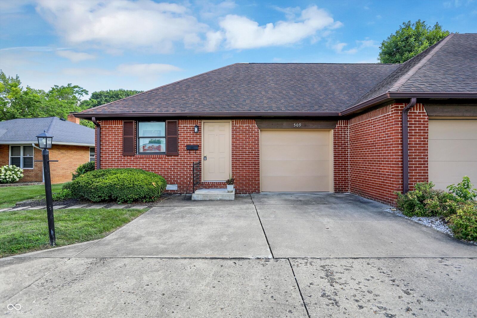 Property Photo: 509 E Main Street IN 46112
