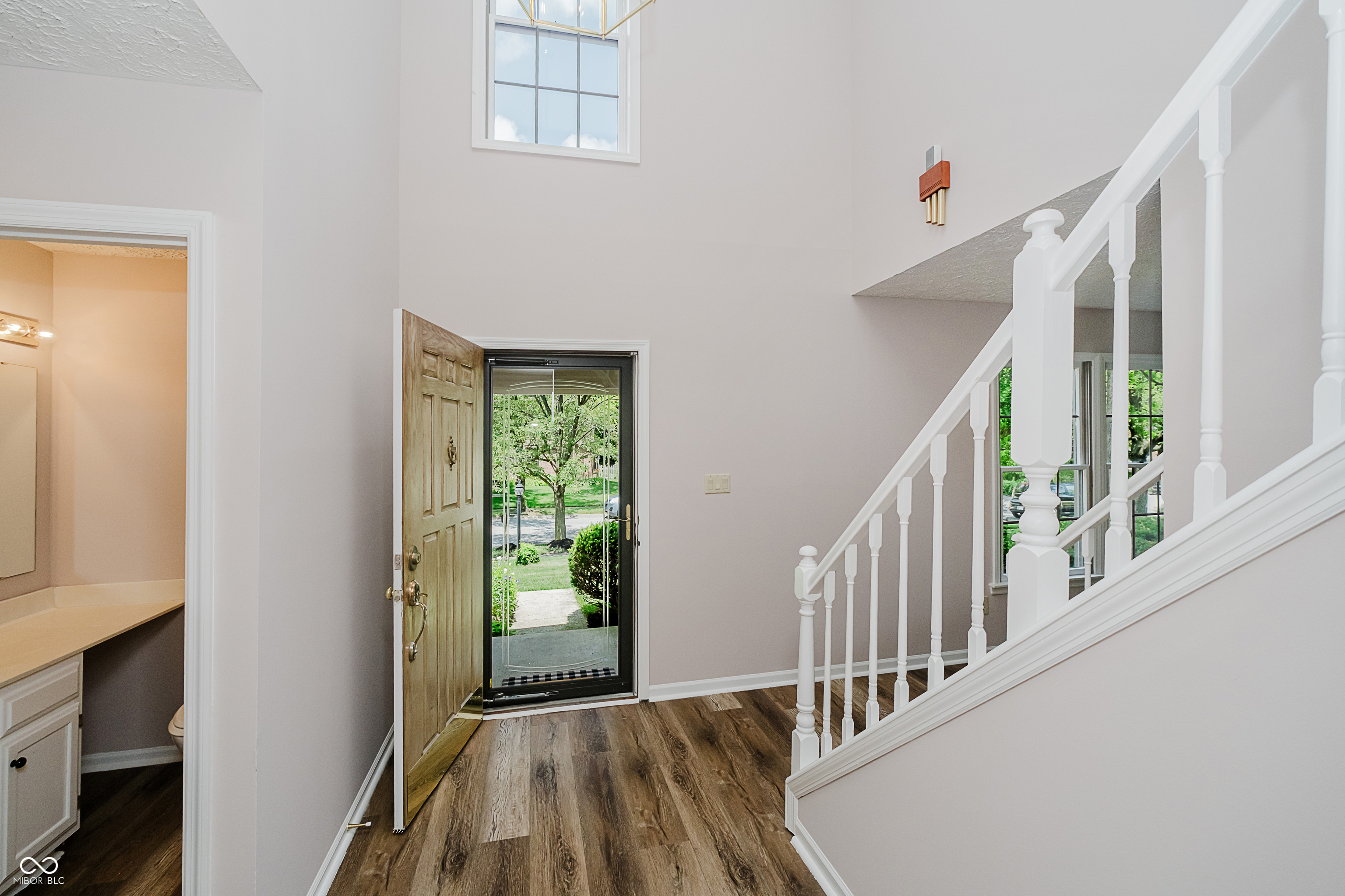 Property Photo:  11975 Glen Cove Drive  IN 46236 