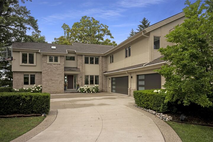 Property Photo: 2380 Galaxy Way MI 48360-1917