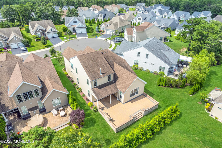 Property Photo:  5 Cameron Court  NJ 08731 