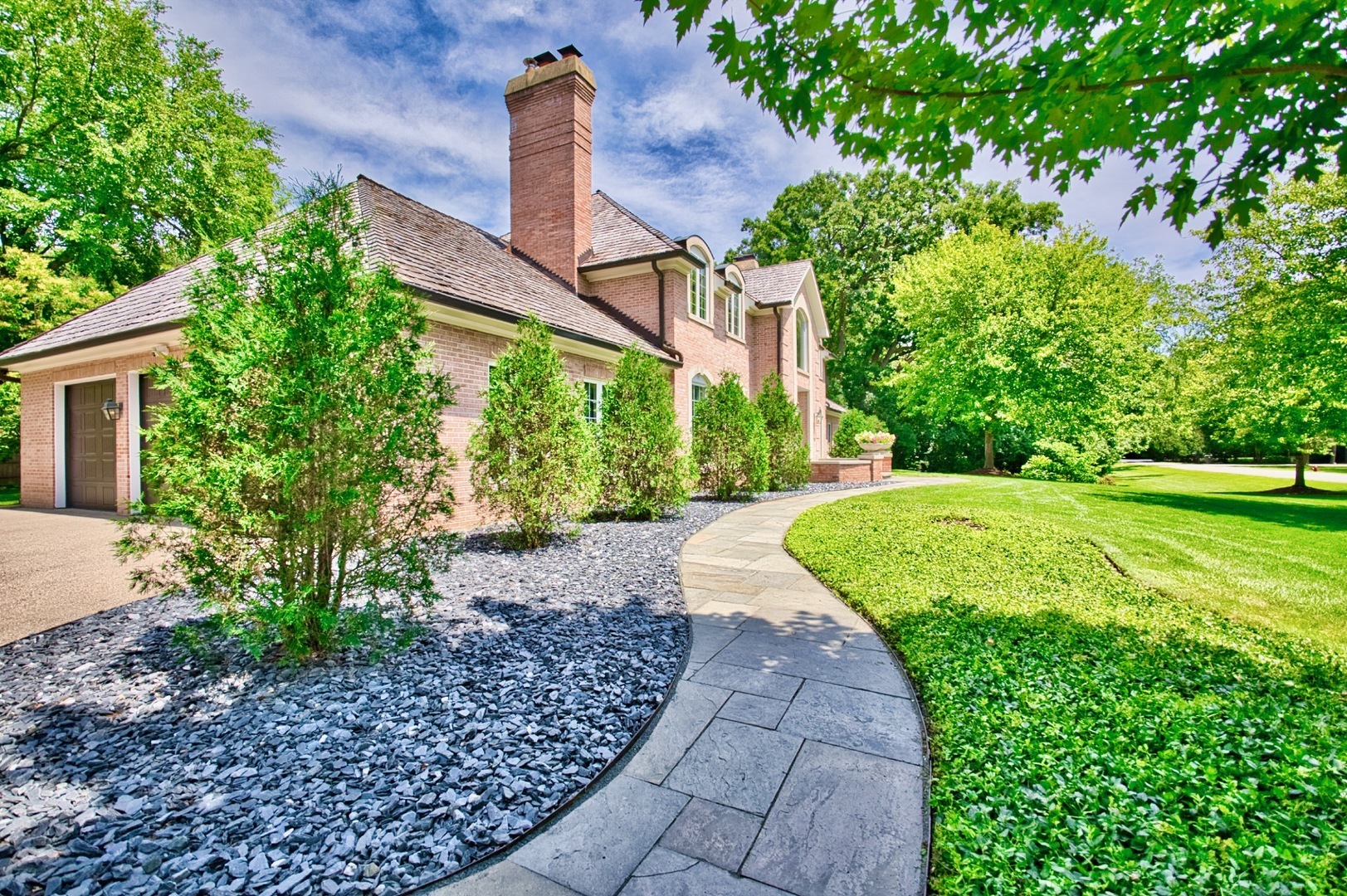 Property Photo:  560 Jacqulyn Lane  IL 60045 