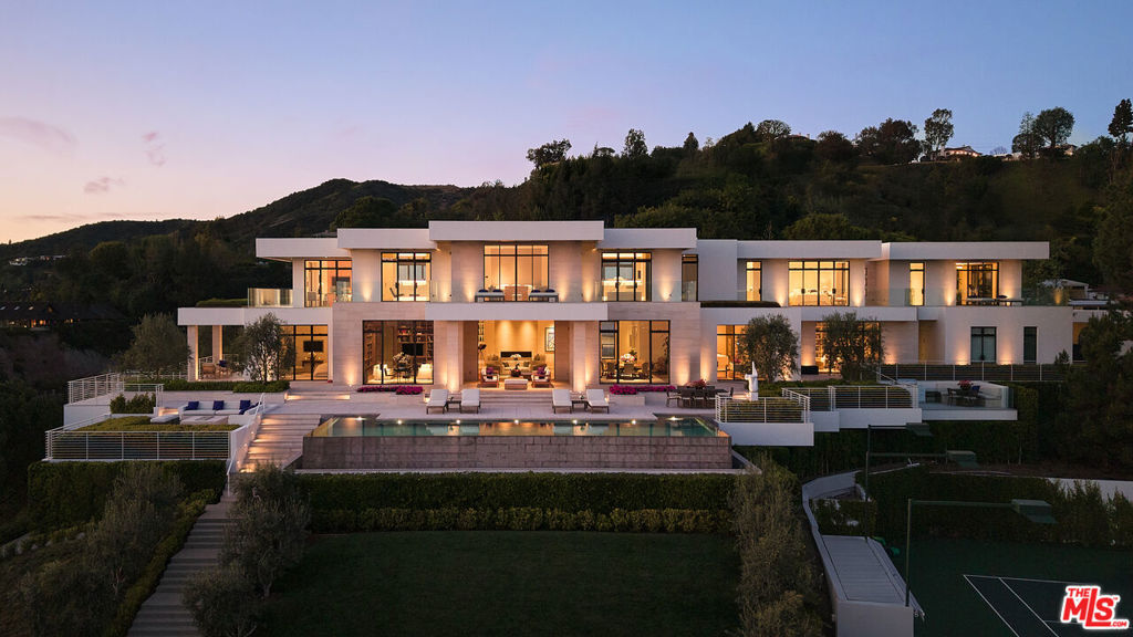 Property Photo:  9966 Beverly Grove Drive  CA 90210 
