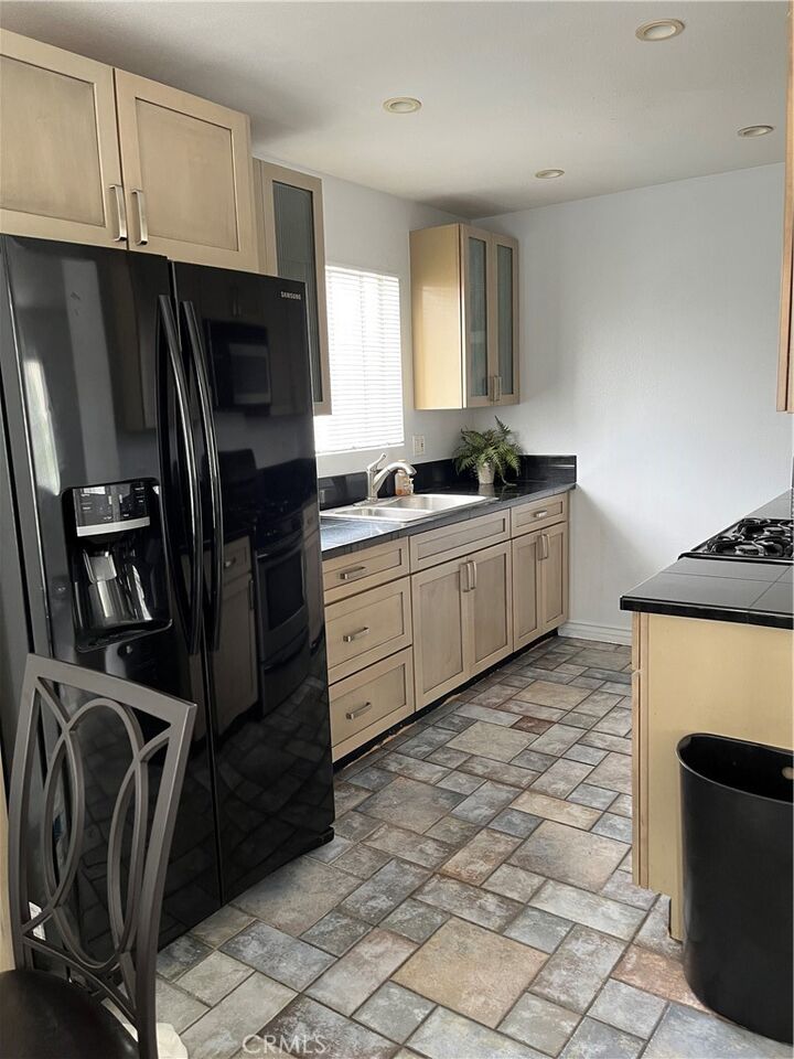 Property Photo:  413 14th Street D  CA 92648 
