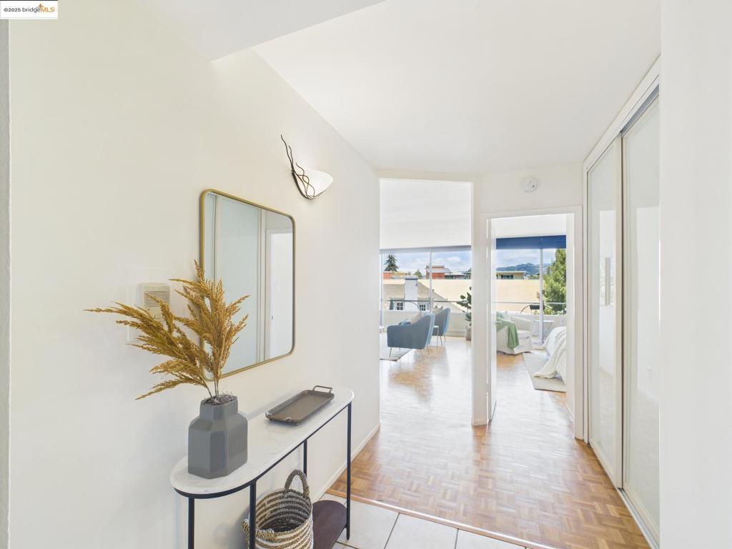 Property Photo:  320 Lee St 503  CA 94610 