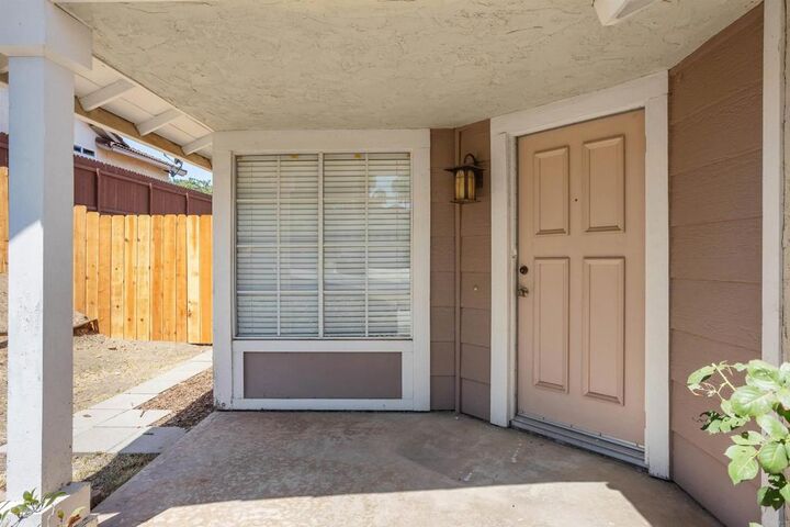 Property Photo:  2035 Badger Gln  CA 92029 