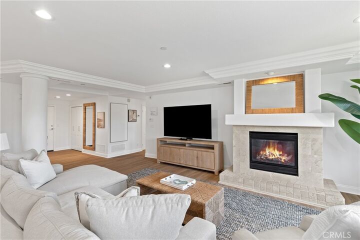 Property Photo:  412 Arenoso Lane 104  CA 92672 