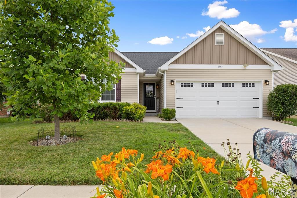 Property Photo: 1003 Koenig Drive IL 62035