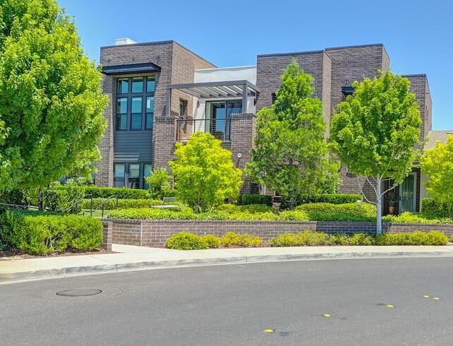 Property Photo: 3335 McKinley Village Way CA 95816