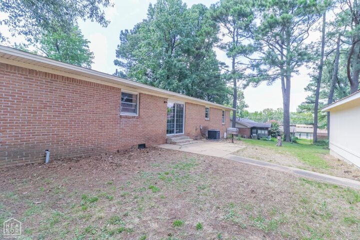 Property Photo: 912 Oakdale Street AR 72401