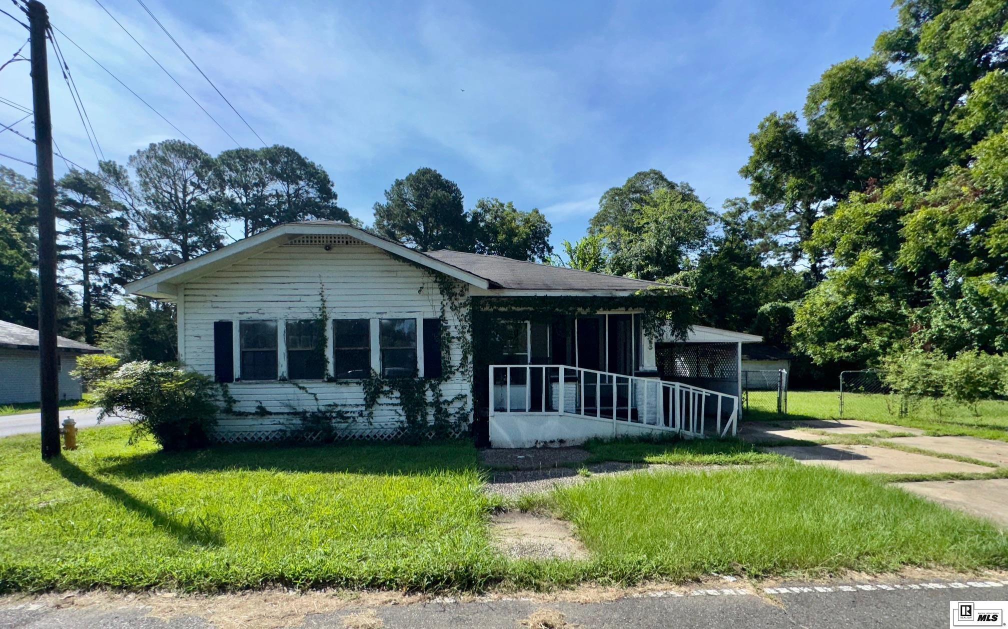 Property Photo: 2314 Grammont Street LA 71201