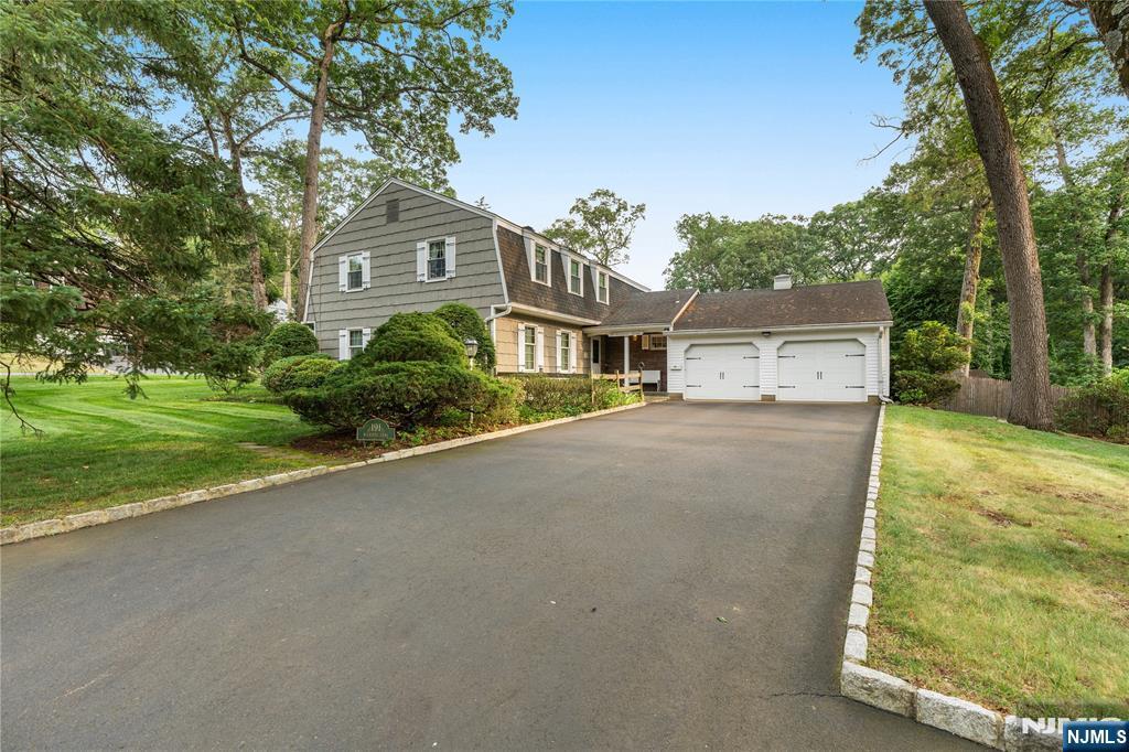 191 Wierimus Lane  Hillsdale NJ 07642 photo