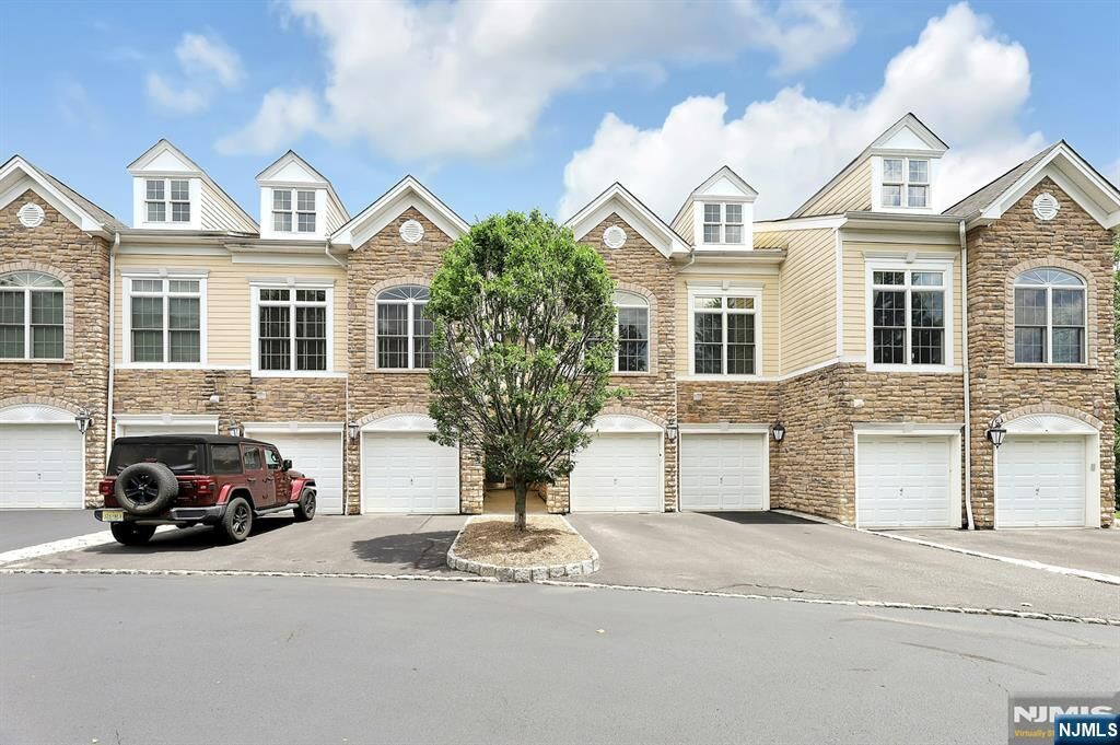 Property Photo: 4 Sweeney Court NJ 07645