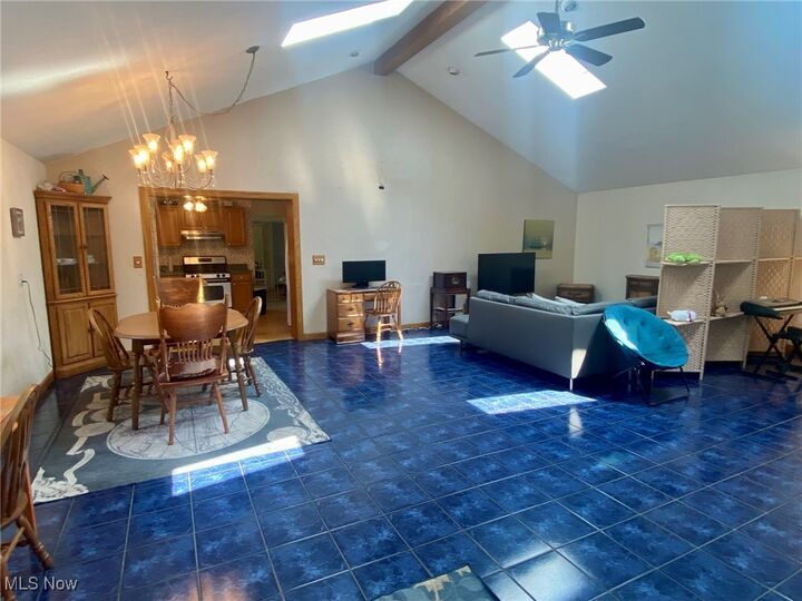 Property Photo:  1568 Sunview Road  OH 44124 
