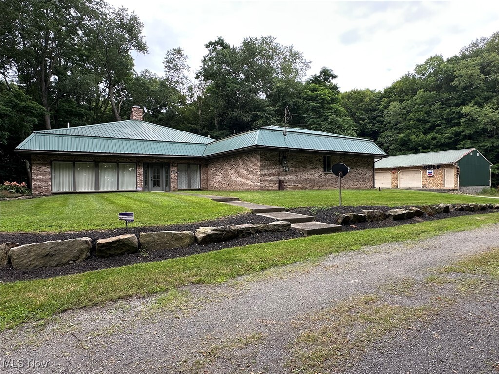 Property Photo:  7434 Fenton Road N  OH 44450 