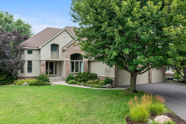 Property Photo:  3933 Donegal Way  MN 55122 