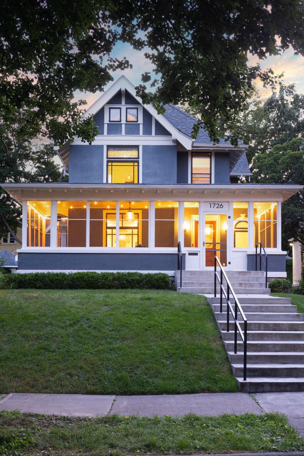 Property Photo:  1726 Irving Avenue S  MN 55403 