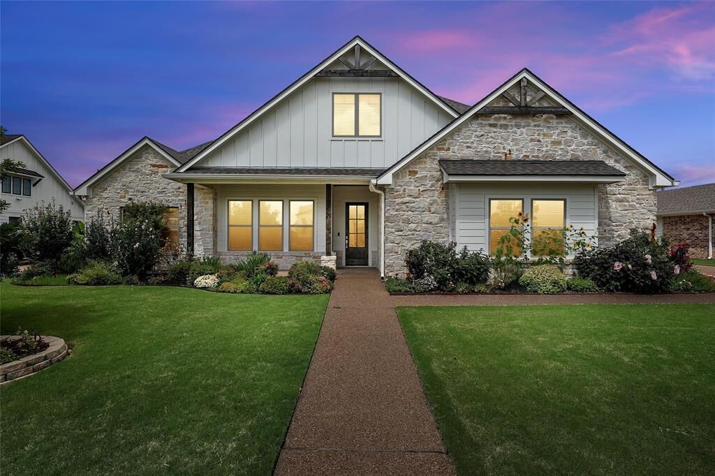 Property Photo:  1913 Angelus Street  TX 76712 