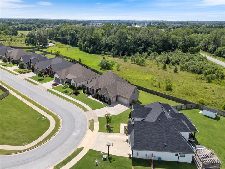 Property Photo: 950 Clark Circle AR 72713