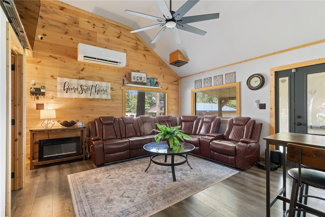 Property Photo:  3025 Osbourne Road  AR 72675 