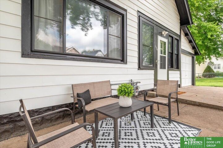 Property Photo:  1924 S 34th Street  NE 68105 