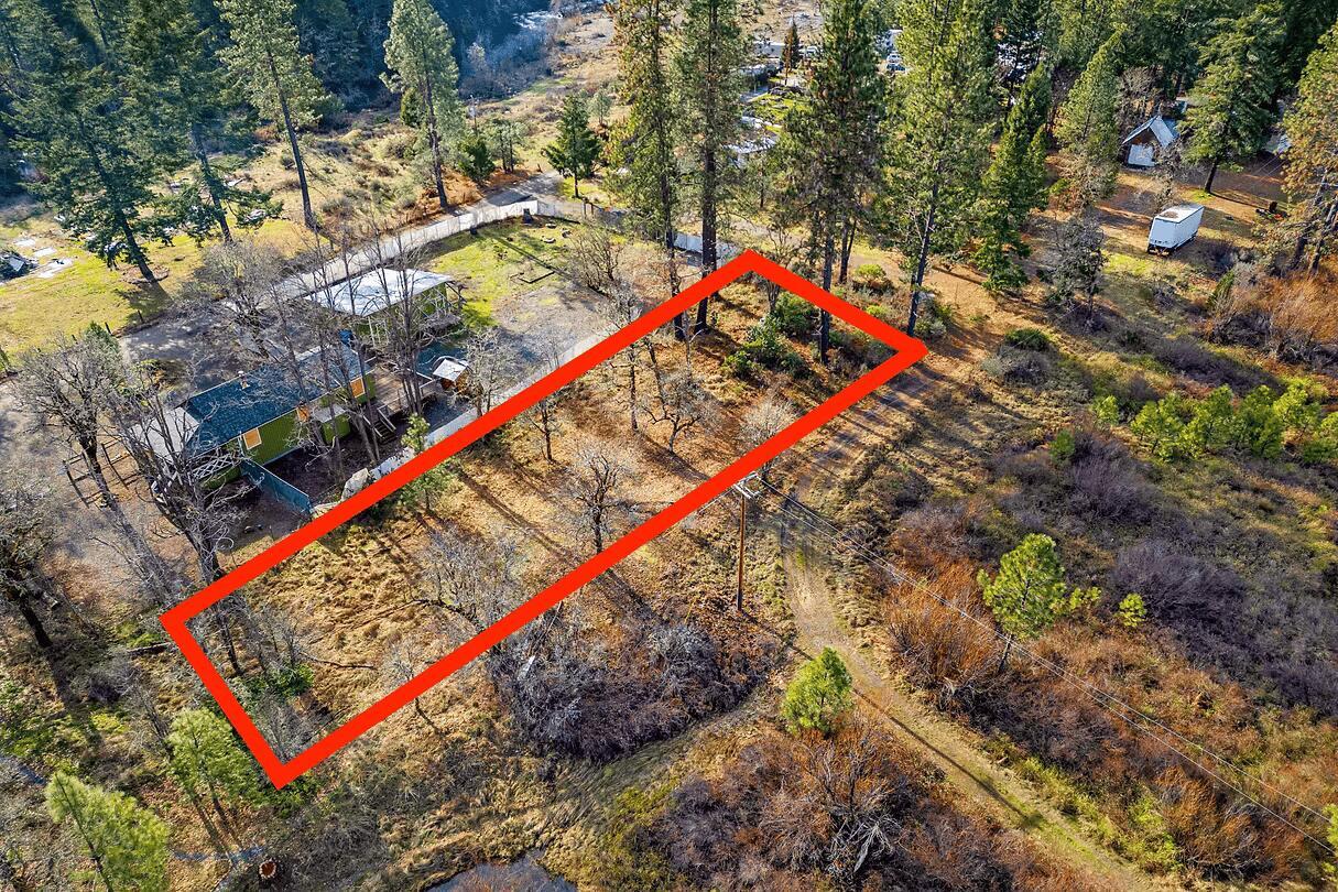 Property Photo: 0 W O'Brien Street OR 97534