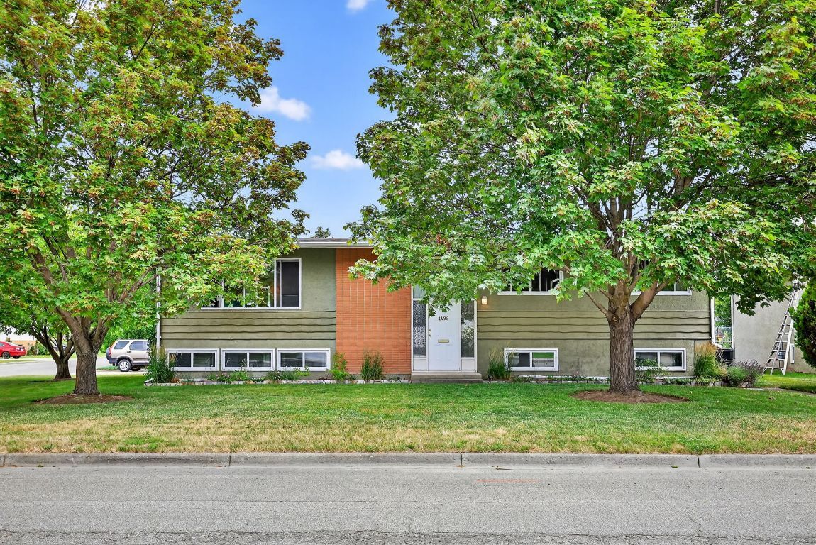 1498 Lombardy Square  Kelowna BC V1Y 3S7 photo