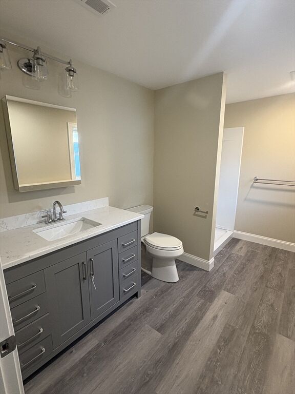 Property Photo:  5 Mary Ave 5  MA 01824 