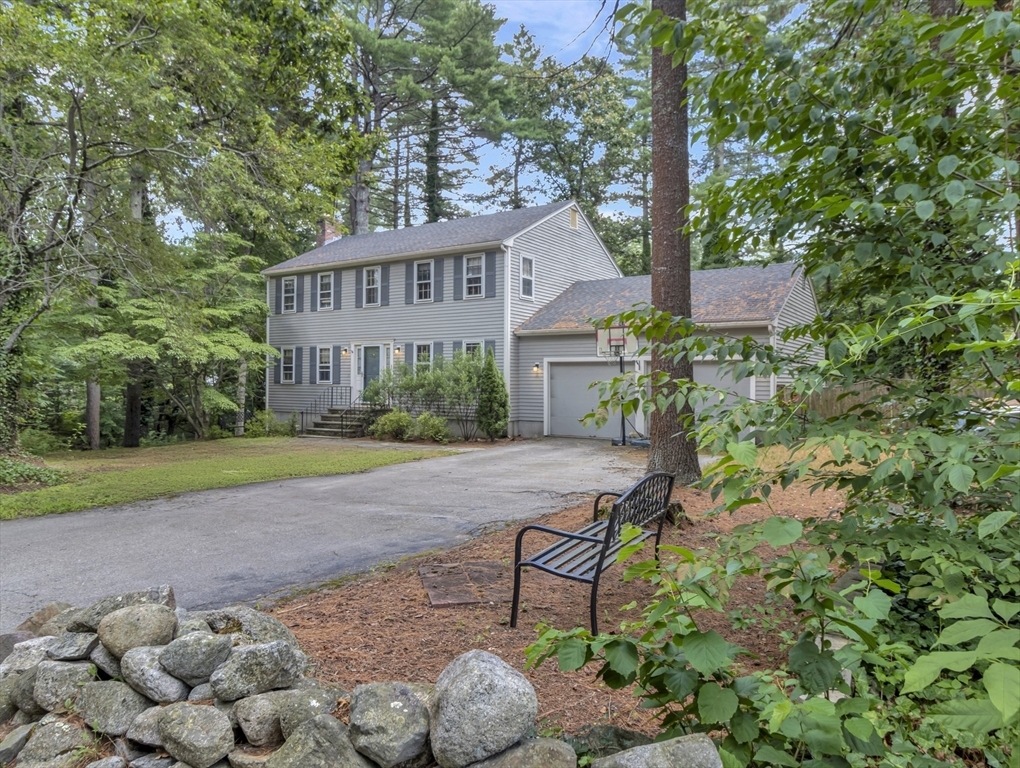 8 Essex Street  Mansfield MA 02048 photo