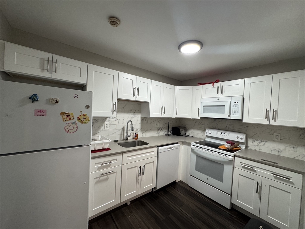 Property Photo: 261 Union Street 12 MA 02370