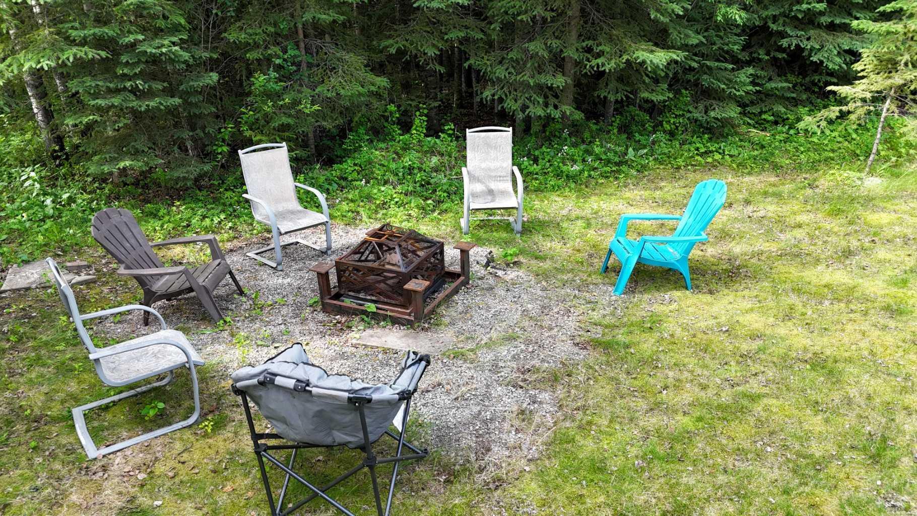 Property Photo: 6405 15 Avenue AB T7E 1S3
