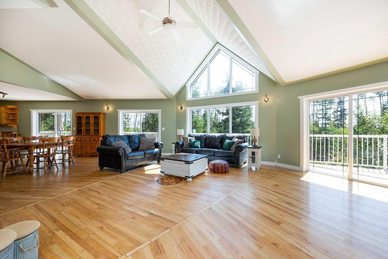 Photo de la propriété: 15 Saprae Crescent AB T9H 5B4