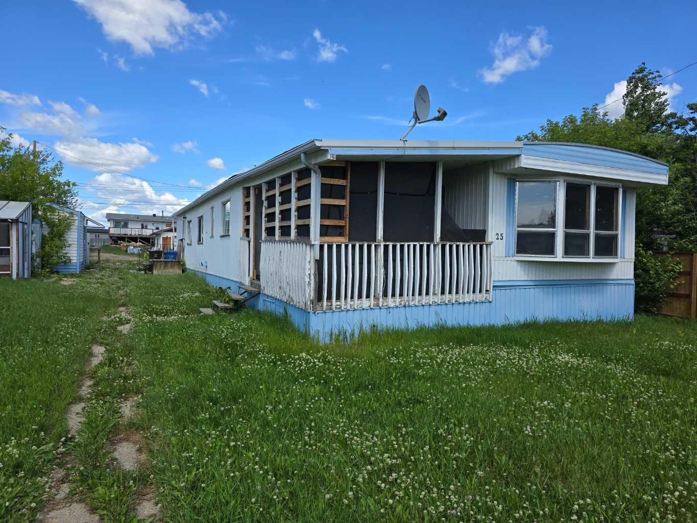 Property Photo: 25 Huston Drive AB T0H 1W0