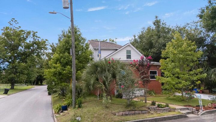 Property Photo: 1801 8th Ave FL 32503