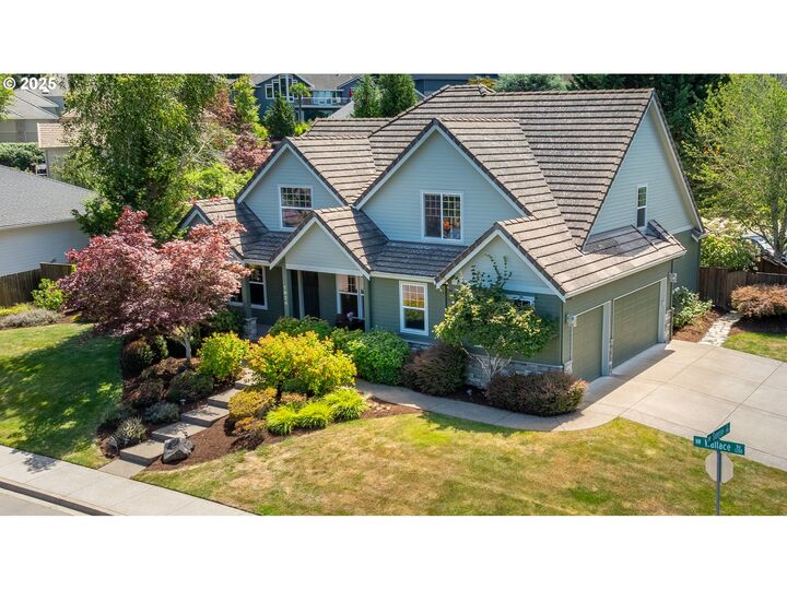 1924 NW Wallace Rd  McMinnville OR 97128 photo