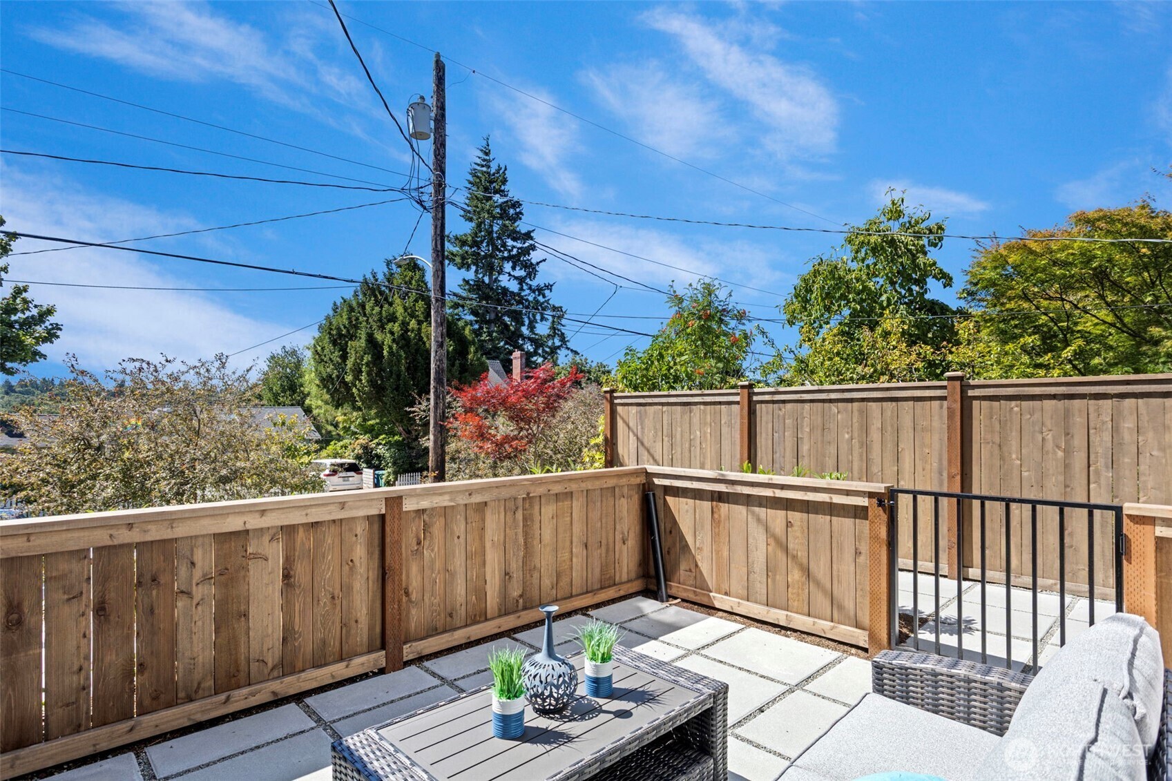 Property Photo:  3812  31st Avenue W B  WA 98199 