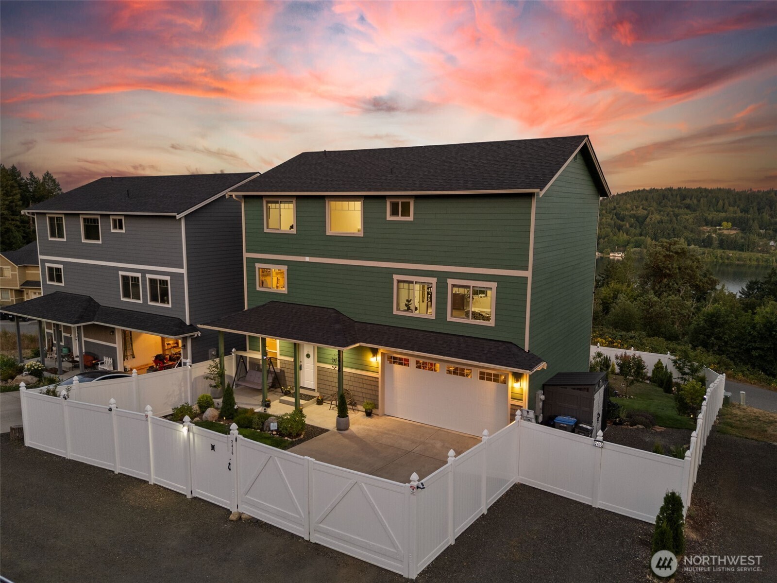 2416 W Echo Bay Drive  Bremerton WA 98312 photo