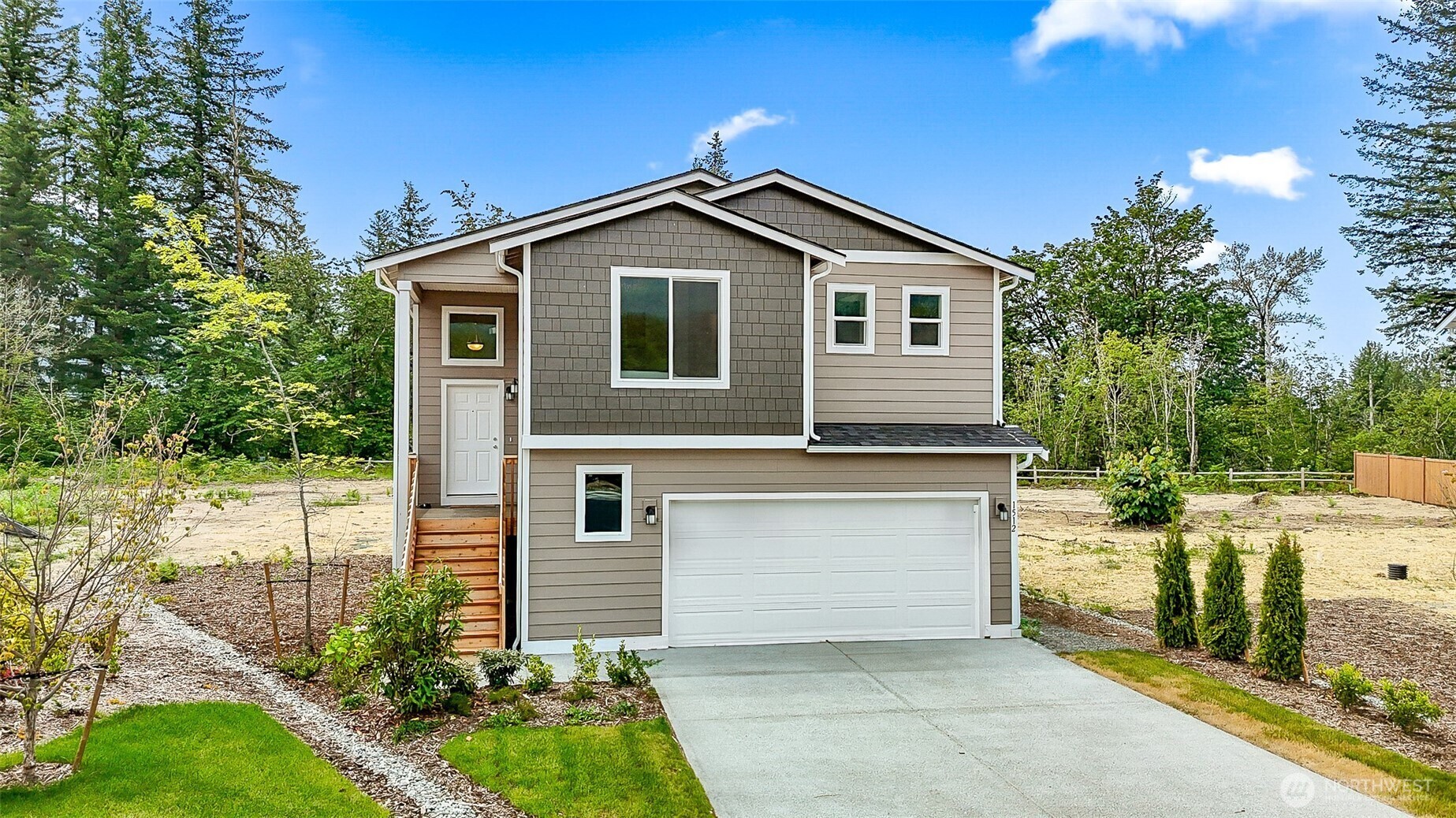 Property Photo: 1617 Alder Lane WA 98251